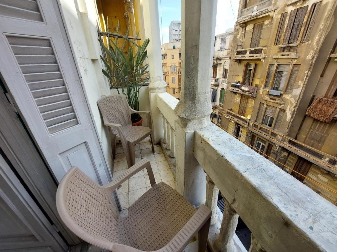 Arab Hostel, Welcoming All Solo And Groups Travellers But, Unmarried Couples Not Allowed Alexandria Eksteriør billede