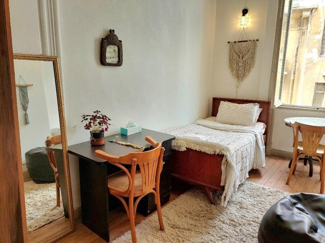Arab Hostel, Welcoming All Solo And Groups Travellers But, Unmarried Couples Not Allowed Alexandria Eksteriør billede