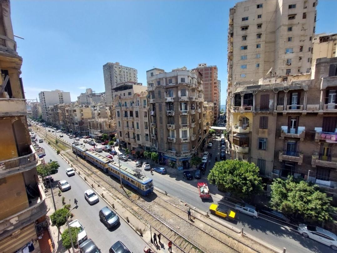 Arab Hostel, Welcoming All Solo And Groups Travellers But, Unmarried Couples Not Allowed Alexandria Eksteriør billede