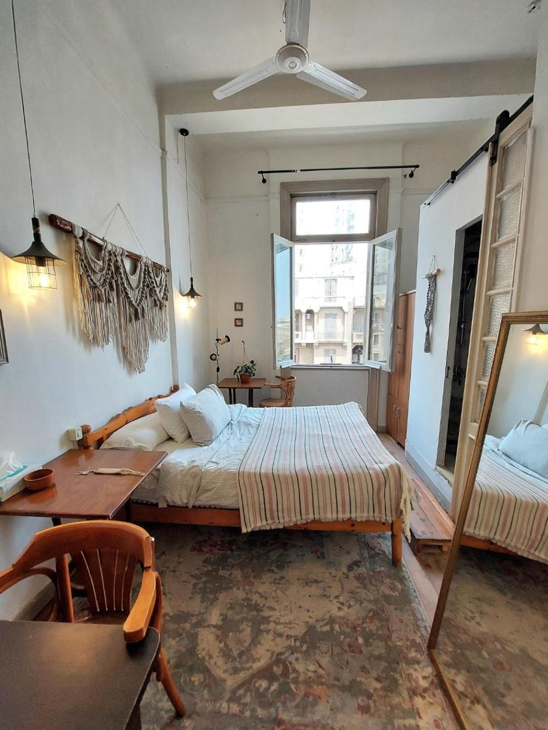 Arab Hostel, Welcoming All Solo And Groups Travellers But, Unmarried Couples Not Allowed Alexandria Eksteriør billede