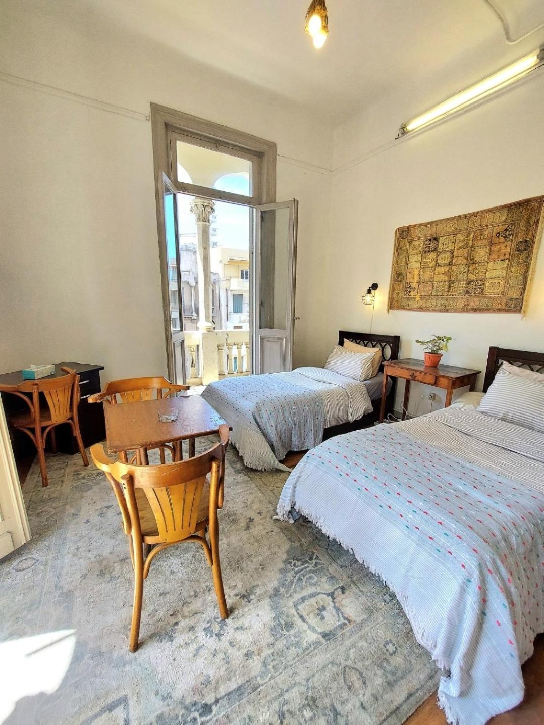Arab Hostel, Welcoming All Solo And Groups Travellers But, Unmarried Couples Not Allowed Alexandria Eksteriør billede